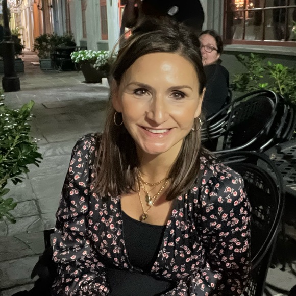 Meet your Posher, Tracy - Picture 1 of 1